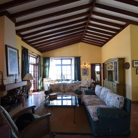 Villa Altos De Santiago *