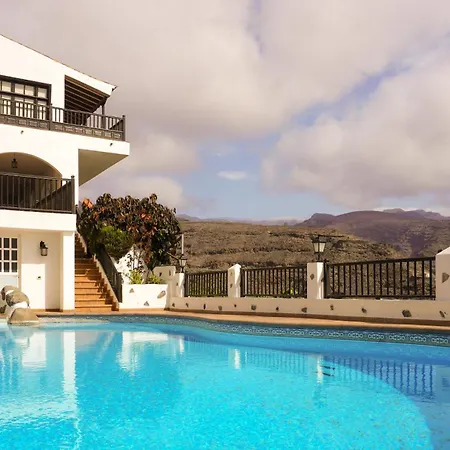Altos De Santiago Villa *